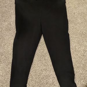 Black leggings